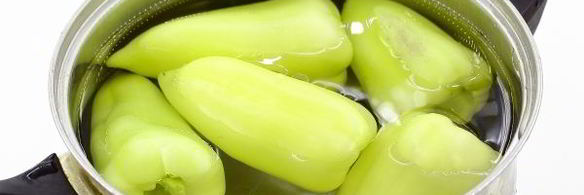 зеленый перец, фаршированный на зиму