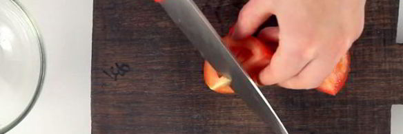 брускетта с помидорами