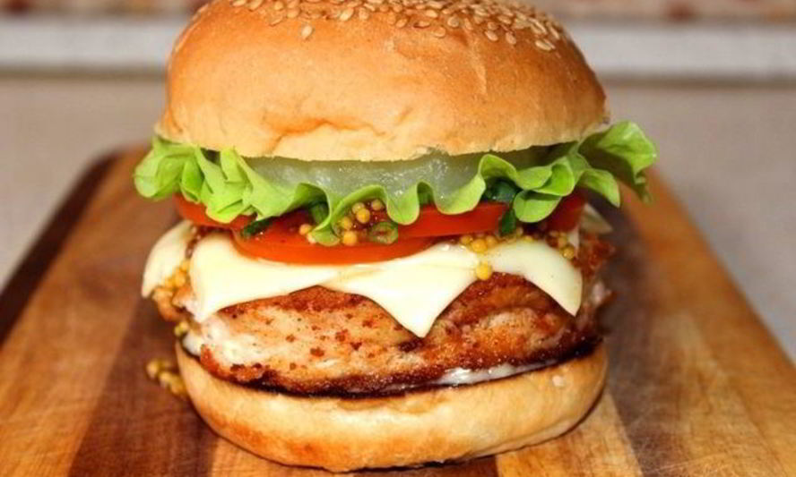 Рецепт бургера с ананасом и медовой горчицей