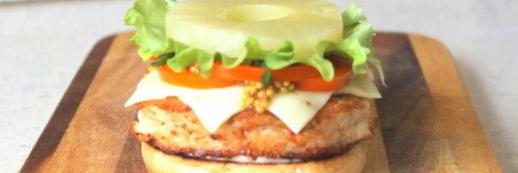 бургер с ананасом и медовой горчицей