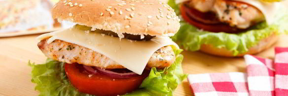 бургер с куриной грудкой