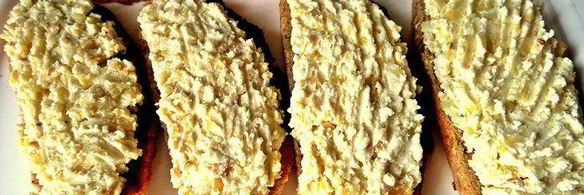 бутерброд килька, картошка, киви