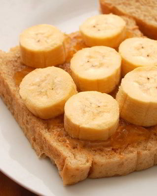 Бутерброд с арахисовым маслом