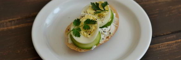 бутерброд с яйцом