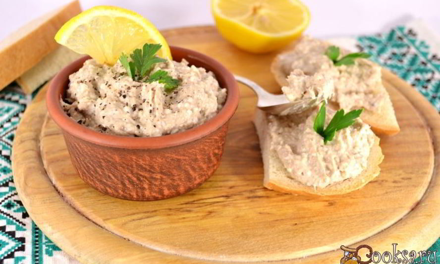 Рецепт бутербродной намазки из рыбных консервов, яиц и плавленного сыра