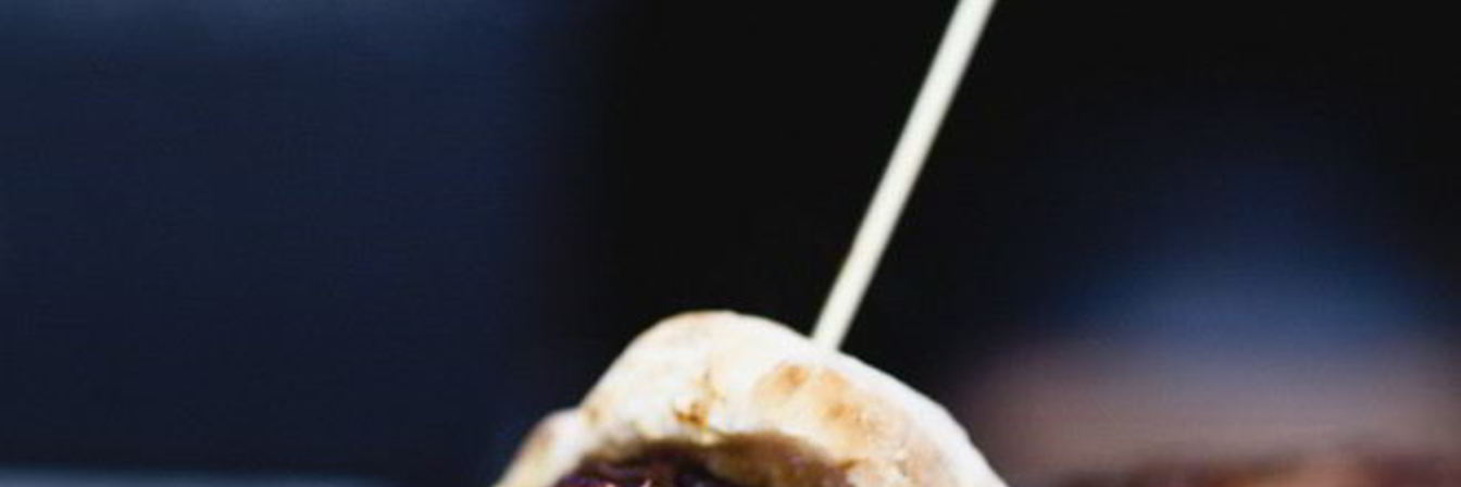 Бутерброды на шпажках