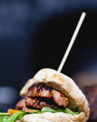 Бутерброды на шпажках