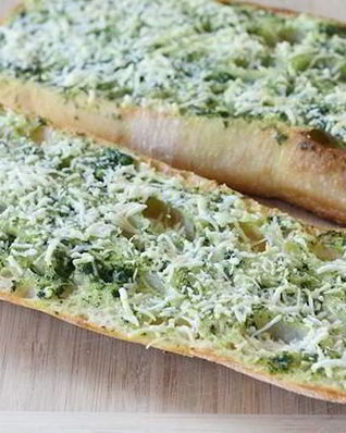 Бутерброды с базиликовым маслом