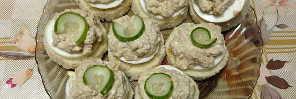 бутерброды с печенью трески