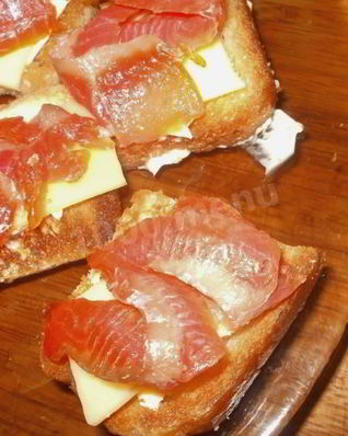 Бутерброды с семгой — Кростини