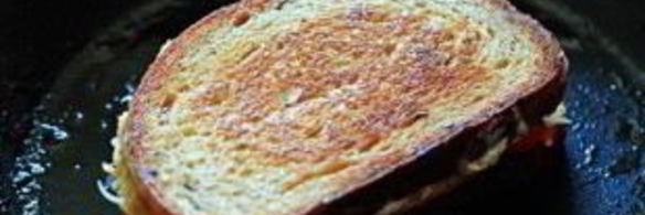 бутерброды с сыром на сковороде