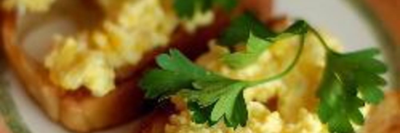 Бутерброды с яйцом и сыром