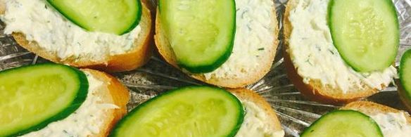 закусочные бутерброды со шпротами