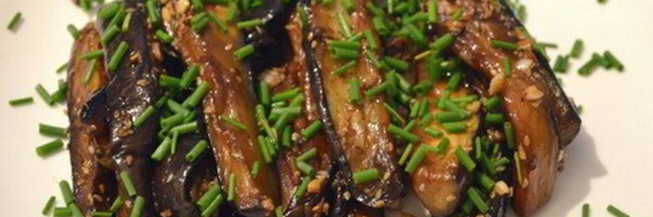 Быстрая закуска из баклажанов с чесноком