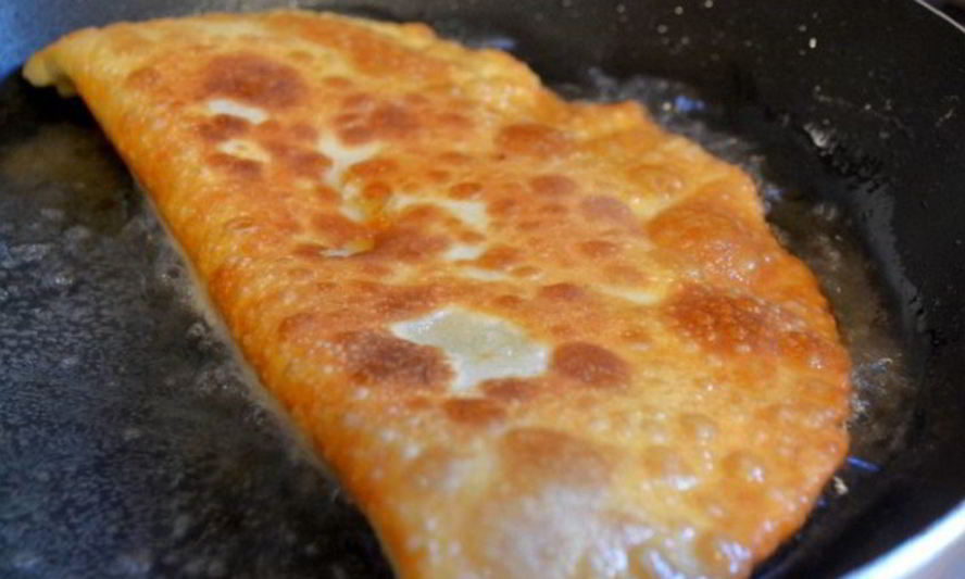 Рецепт чебуреков с сыром