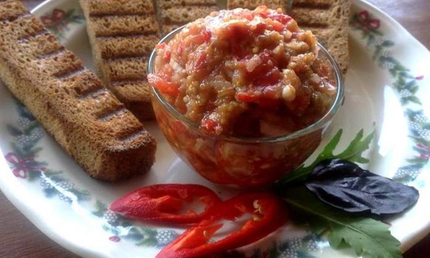 Рецепт икры из печеных баклажанов