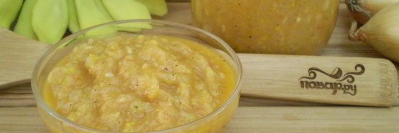 Кабачковая икра с майонезом и луком