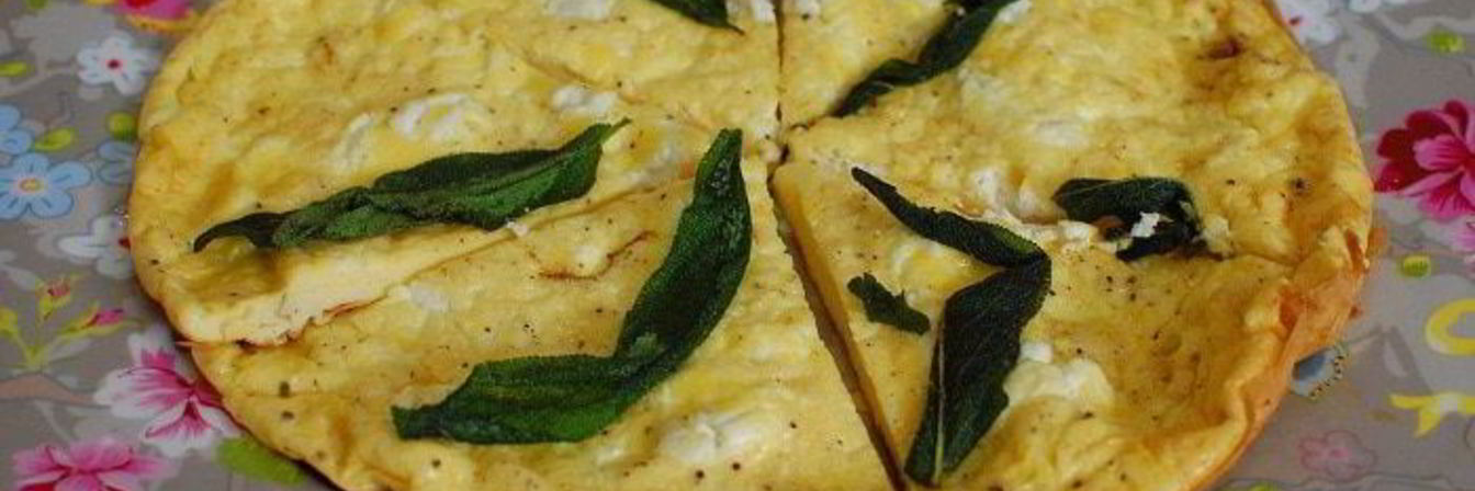 Фриттата с козьим сыром и шалфеем