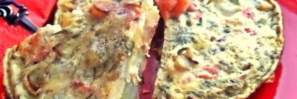 испанский картофельный омлет с рыбкой