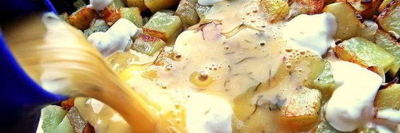 испанский картофельный омлет с рыбкой