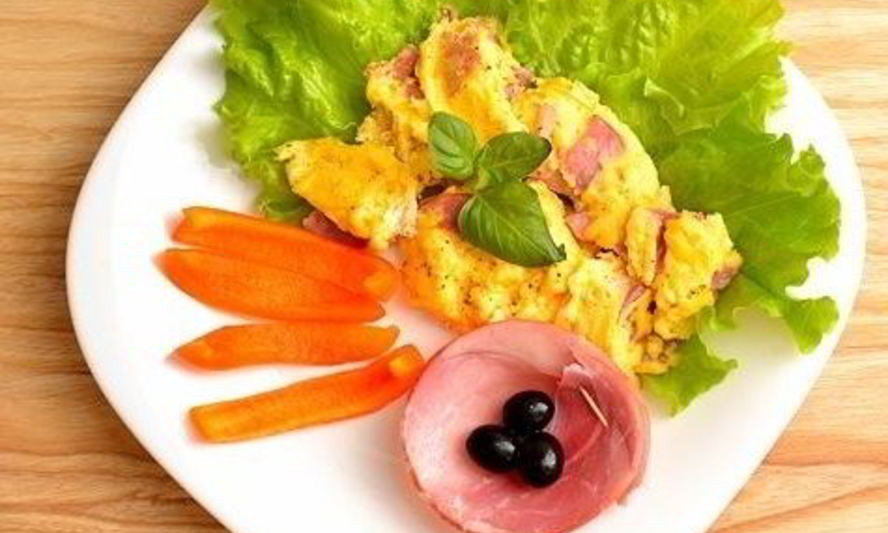 Рецепт омлета без молока в микроволновке