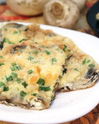 Омлет с грибами и сыром