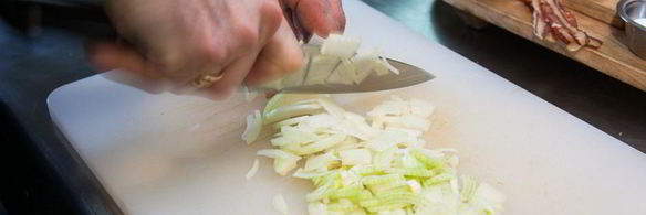 омлет с луковой карамелью