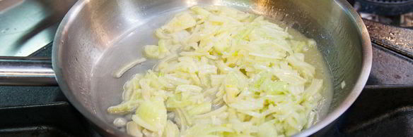 омлет с луковой карамелью