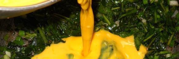 омлет с одуванчиками