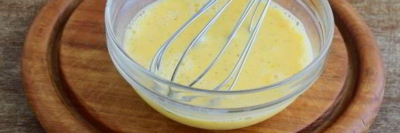 омлет с огурцами