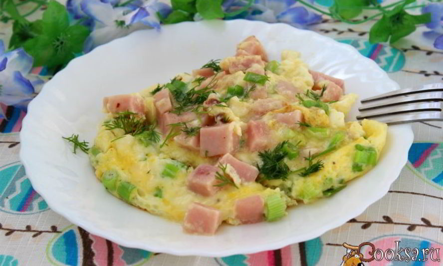 Рецепт омлета с ветчиной и зеленым луком