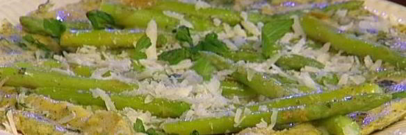 омлет со спаржей