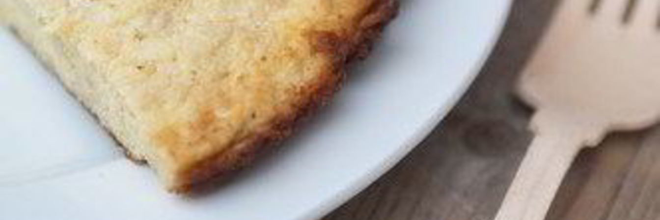 Яблочная фриттата с чеддером