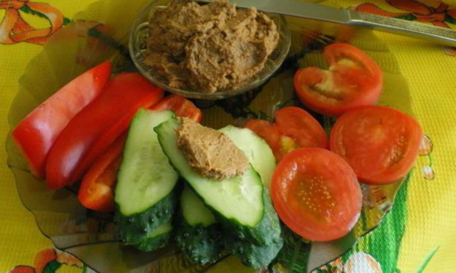 Рецепт паштета из чечевицы с орехами и черносливом