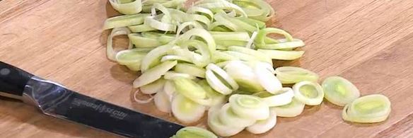 паштет из маша на хрустящих гренках