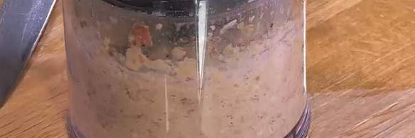 паштет из маша на хрустящих гренках