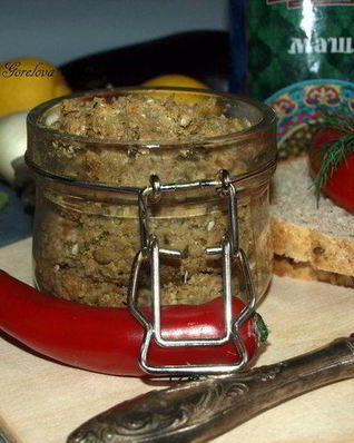 Паштет из маша с баклажанами и кунжутно-ореховой пастой