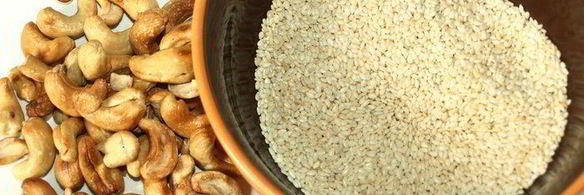 паштет из маша с баклажанами и кунжутно-ореховой пастой