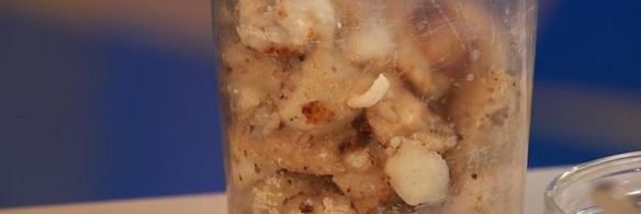 паштет из пикши с хлебом и сладким перцем