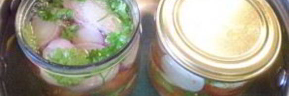 помидоры с луком на зиму