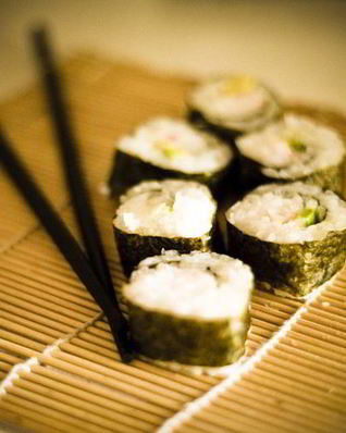 Домашние роллы с семгой