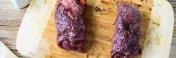 мясные роллы, фаршированные овощами