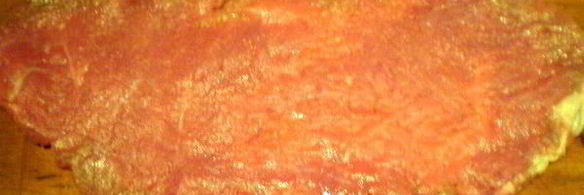 мясные роллы в винно-грибном соусе