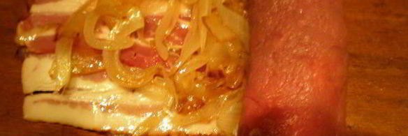 мясные роллы в винно-грибном соусе