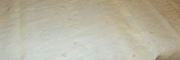 пшеничный ролл с форелью и зеленью