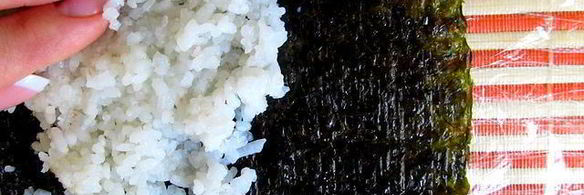 роллы с лососем и сыром филадельфия