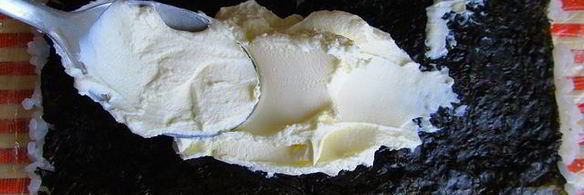 роллы с лососем и сыром филадельфия