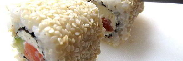 роллы с лососем и сыром филадельфия