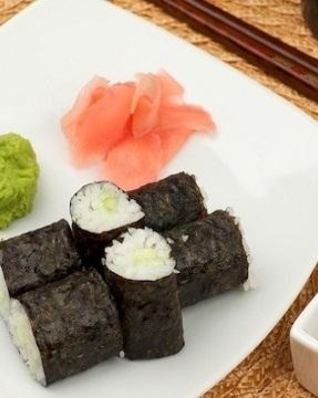 Роллы с огурцом