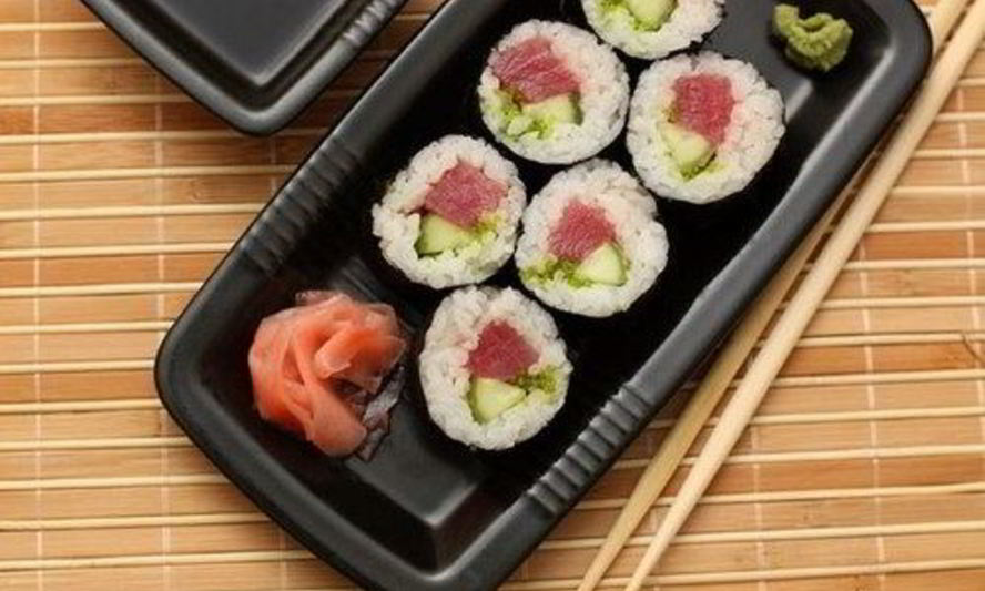 Рецепт роллов со свежима огурцома и тунцома